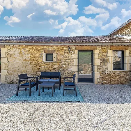 Renovated In With Pool