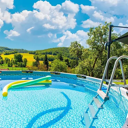 Renovated In With Pool Casa de Férias Soturac